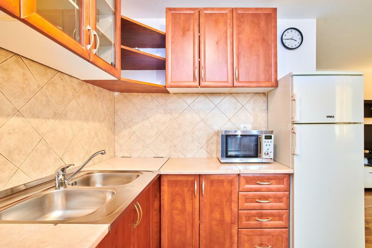 Ferienwohnung App Sverko Vilanija Exterior foto